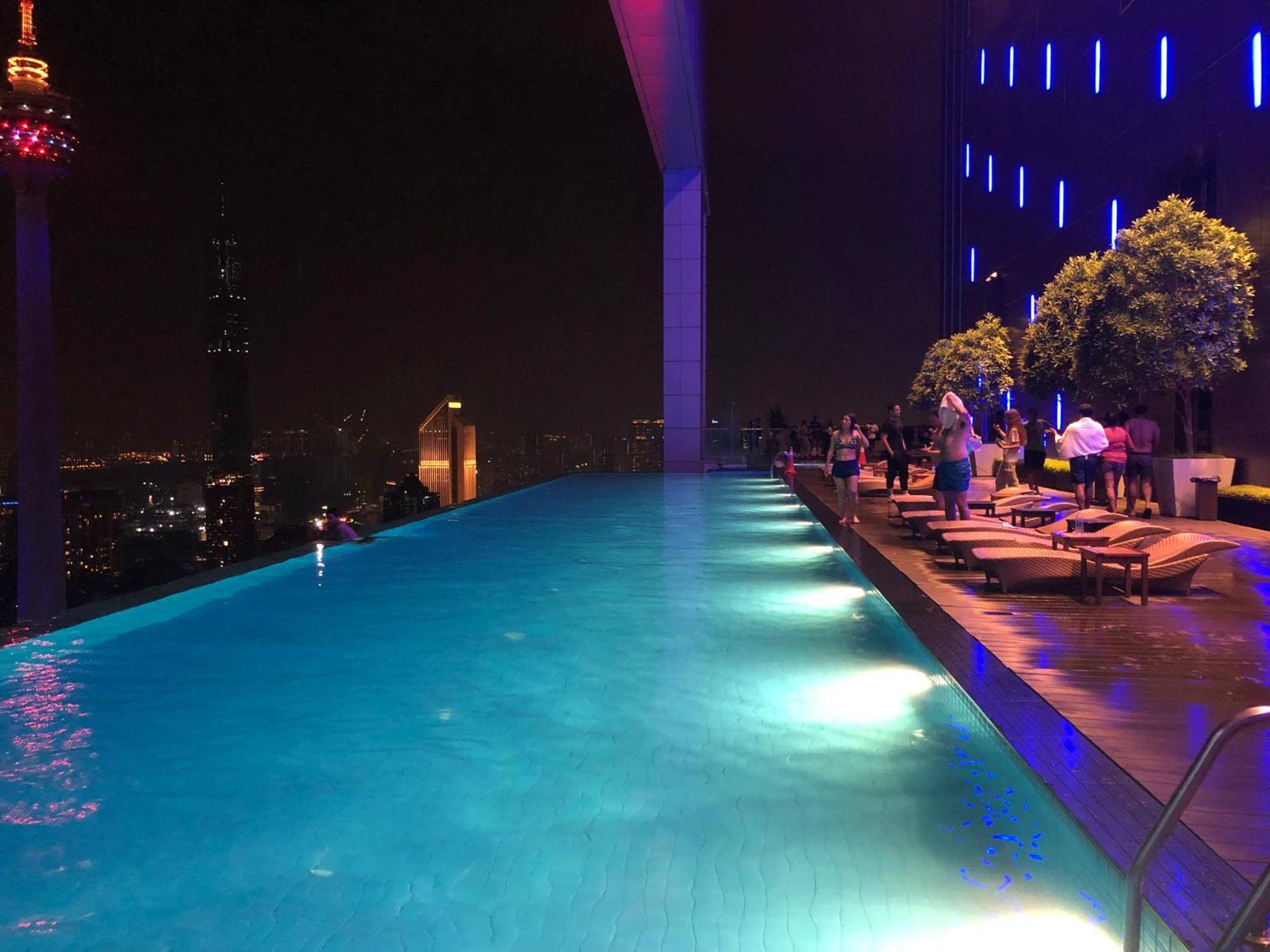 Platinum Suites Klcc Top 51 Kuala Lumpur Exterior photo