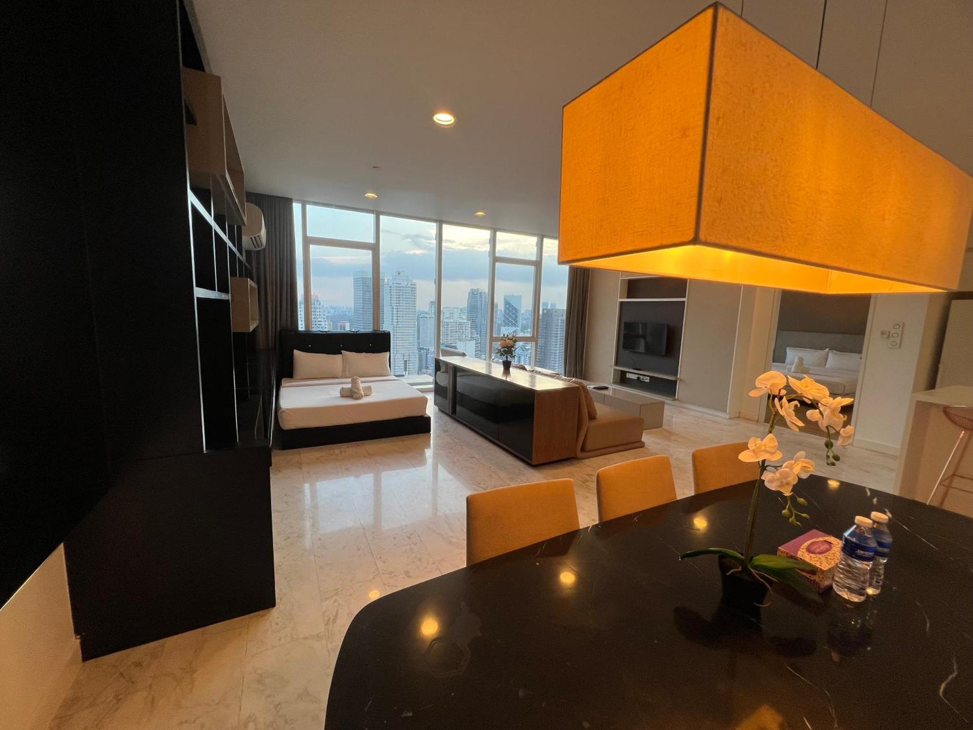 Platinum Suites Klcc Top 51 Kuala Lumpur Exterior photo